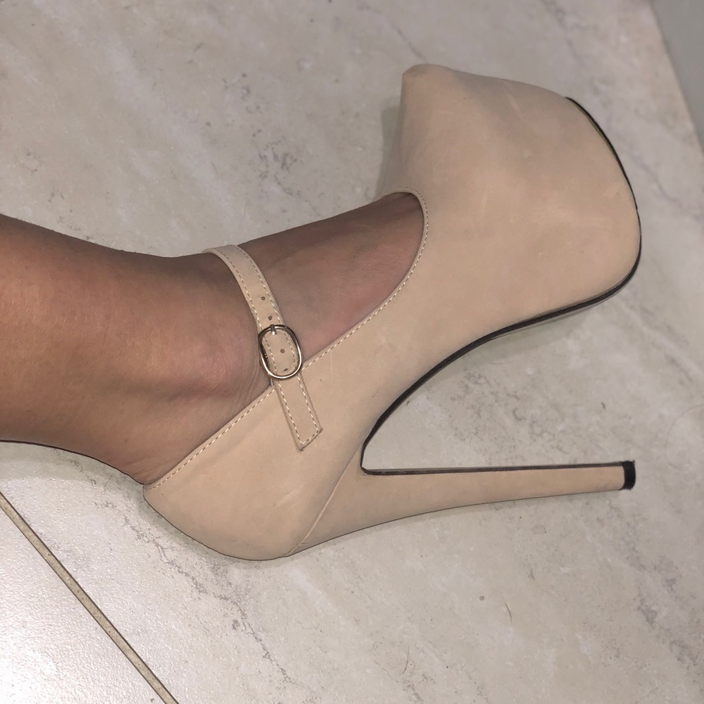 5 inch platform heels in nude